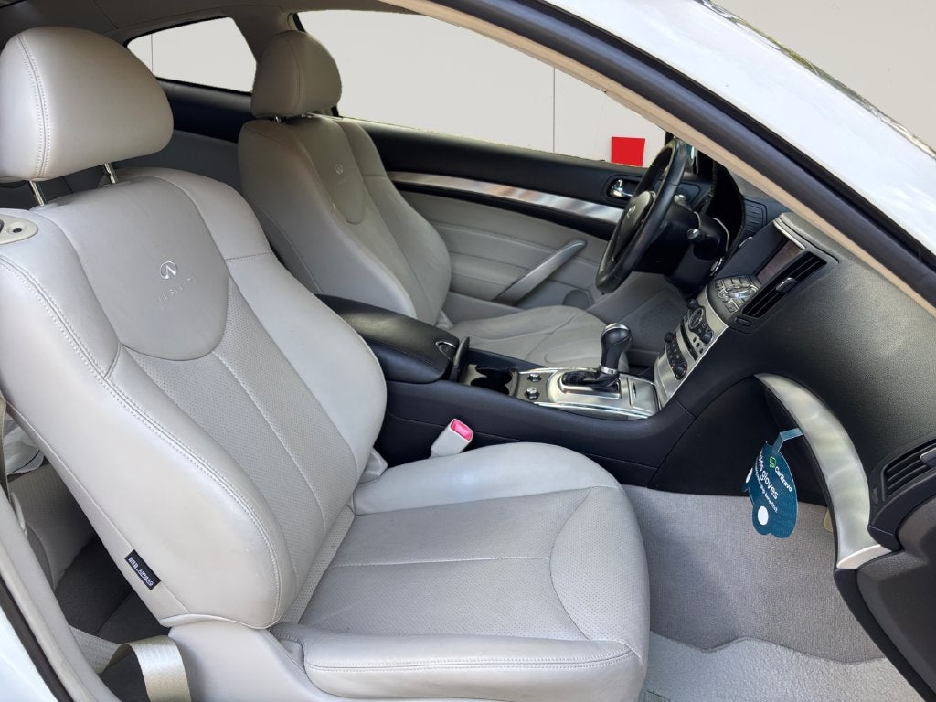 2014 INFINITI Q60 Journey