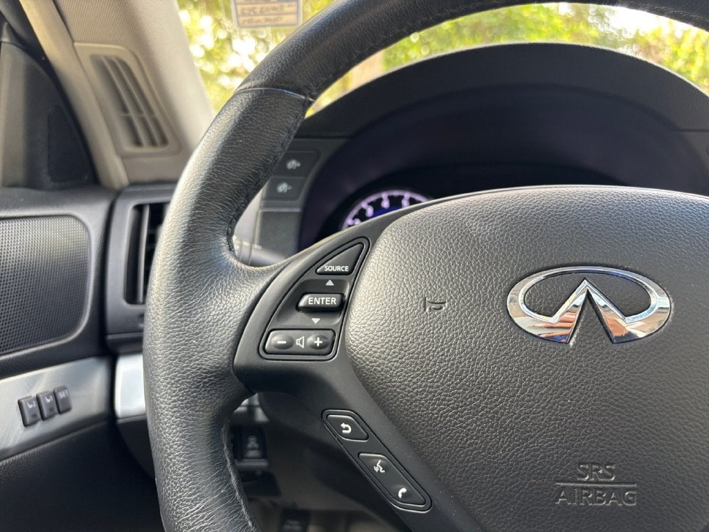 2014 INFINITI Q60 Journey