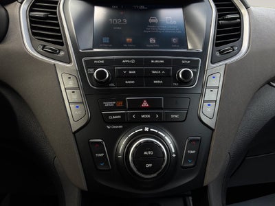 2017 Hyundai Santa Fe SE