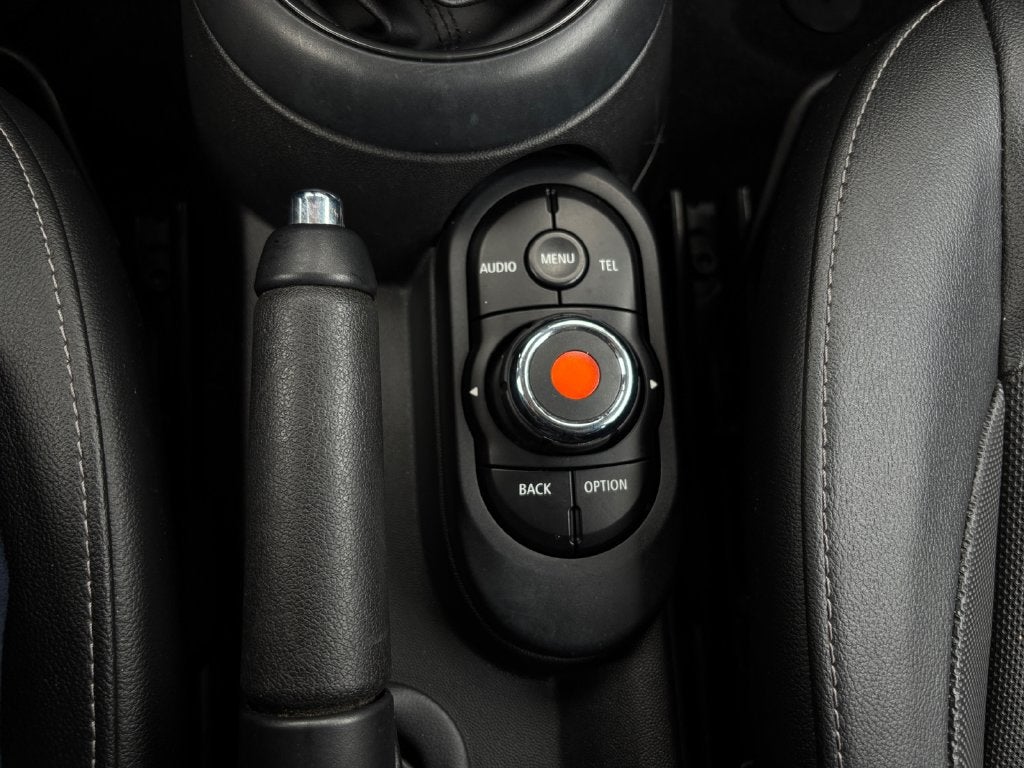 2017 MINI Cooper Base