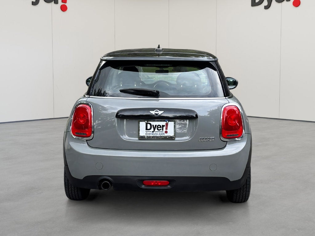 2017 MINI Cooper Base